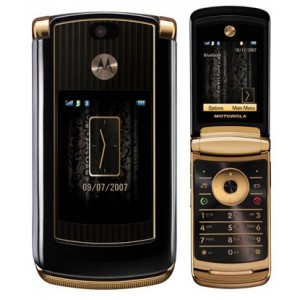 Motorola RAZR2 V8 2GB Gold Luxury Edition